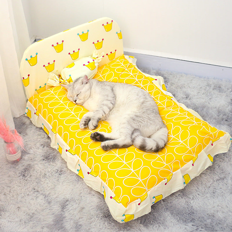 Pet Bed for Small Dogs and Cats, Washable Design