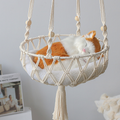Grand hamac suspendu en macramé pour chat